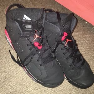 Air Jordan 6 Retro “Black/Infrared” 7Y
